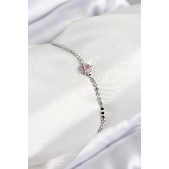 Pirinç Zirkon Taşlı Kalp Model Ezme Zincir Gümüş Renk Kadın Bileklik Pirinç Zirkon Taşlı Kalp Model Ezme Zincir Gümüş Renk Kadın Bileklik