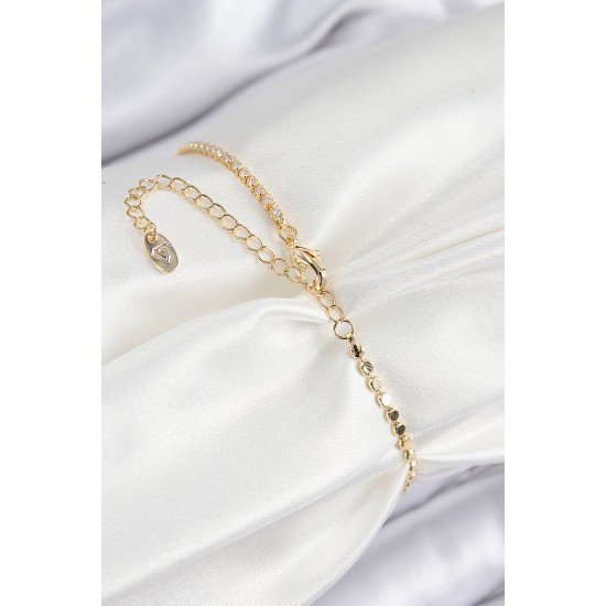 Pirinç Zirkon Taşlı Dikdörtgen Model Ezme Zincir Gold Renk Kadın Bileklik Pirinç Zirkon Taşlı Dikdörtgen Model Ezme Zincir Gold Renk Kadın Bileklik