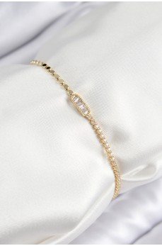 Pirinç Zirkon Taşlı Dikdörtgen Model Ezme Zincir Gold Renk Kadın Bileklik