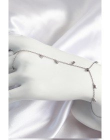 Pirinç Zirkon Taşlı Sallantılı Model Gümüş Renk Kadın Şahmeran