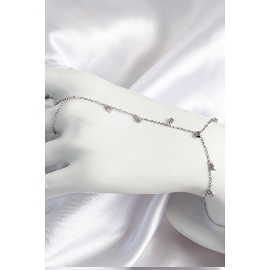 Pirinç Zirkon Taşlı Sallantılı Model Gümüş Renk Kadın Şahmeran Pirinç Zirkon Taşlı Sallantılı Model Gümüş Renk Kadın Şahmeran