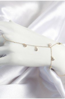 Pirinç Zirkon Taşlı Sallantılı Damla Model Gold Renk Kadın Şahmeran Pirinç Zirkon Taşlı Sallantılı Damla Model Gold Renk Kadın Şahmeran