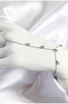 Pirinç Zirkon Taşlı Sallantılı Damla Model Gümüş Renk Kadın Şahmeran Pirinç Zirkon Taşlı Sallantılı Damla Model Gümüş Renk Kadın Şahmeran