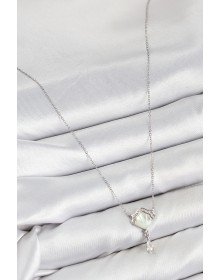 Pirinç Zirkon Taşlı İstiridye Model Gümüş Renk Kadın Kolye