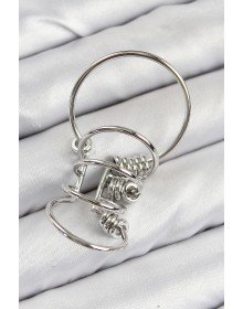 Pirinç Halkalı Model Gümüş Renk Kıkırdak Küpe