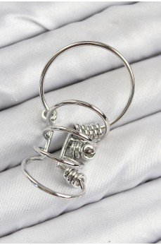 Pirinç Halkalı Model Gümüş Renk Kıkırdak Küpe