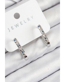 Pirinç Zirkon Taşlı Çiçek Desenli Model Gümüş Renk Kadın Küpe