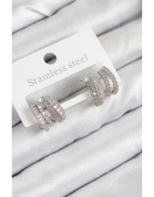 Pirinç Zirkon Taşlı Kıvrımlı Model Gümüş Renk Kadın Küpe