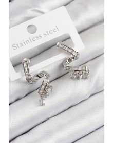 Pirinç Zirkon Taşlı Kıvrımlı Model Gümüş Renk Kadın Küpe