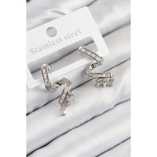 Pirinç Zirkon Taşlı Kıvrımlı Model Gümüş Renk Kadın Küpe