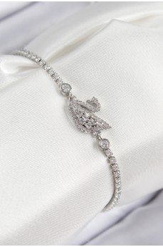 Pirinç Zirkon Taşlı Kuğu Model Gümüş Renk Kadın Bileklik