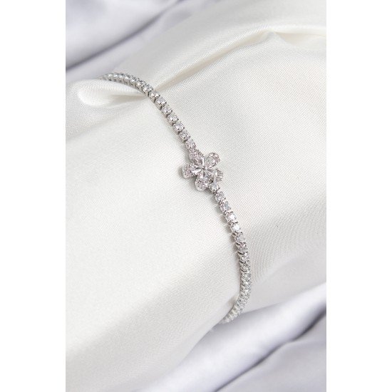 Pirinç Zirkon Taşlı Çiçek Model Gümüş Renk Kadın Bileklik