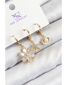 Pirinç Zirkon Taşlı 3'lü İstiridye Ve Çiçek Model Gold Renk Kadın Küpe