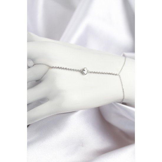 Pirinç Zirkon Taşlı Yonca Model Gümüş Renk Şahmeran Pirinç Zirkon Taşlı Yonca Model Gümüş Renk Şahmeran