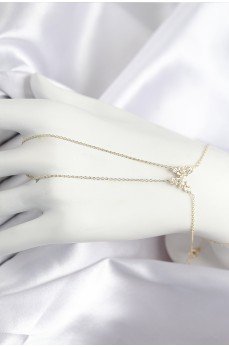 Pirinç Zirkon Taşlı Kelebek Model Gold Renk Şahmeran Pirinç Zirkon Taşlı Kelebek Model Gold Renk Şahmeran