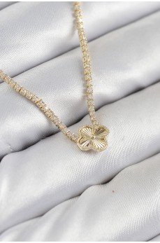 Pirinç Zirkon Taşlı Yonca Model Gold Renk Kadın Kolye