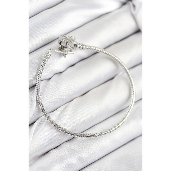 Pirinç Charm Zirkon Taşlı Yıldız Model Gümüş Renk Kadın Bileklik Pirinç Charm Zirkon Taşlı Yıldız Model Gümüş Renk Kadın Bileklik