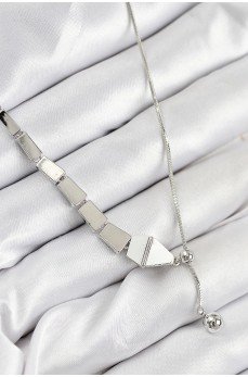 Pirinç Yılan Model Gümüş Renk Asansörlü Kadın Kolye