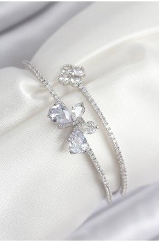 Pirinç Zirkon Taşlı Kelebek Ve Yonca Model Gümüş Renk Kadın Bileklik