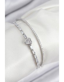 Pirinç Zirkon Taşlı Kalp Model Gümüş Renk Kadın Bileklik