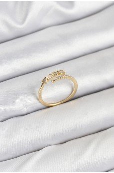 Pirinç Gold Renk Kalpli Detaylı Zirkon Taşlı Kadın Yüzük Pirinç Gold Renk Kalpli Detaylı Zirkon Taşlı Kadın Yüzük