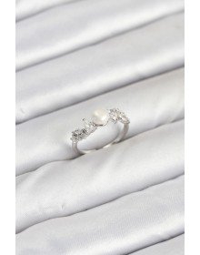 Pirinç Gümüş Renk Zirkon Taşlı İncili Model Kadın Yüzük