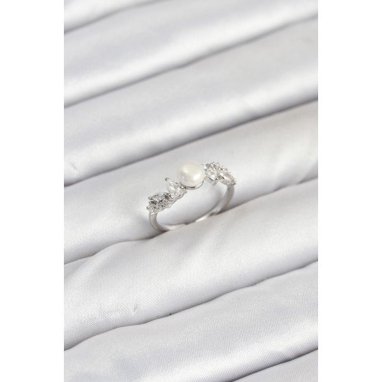 Pirinç Gümüş Renk Zirkon Taşlı İncili Model Kadın Yüzük