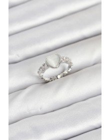 Pirinç Gümüş Renk Zirkon Taşlı Kalpli Kadın Yüzük