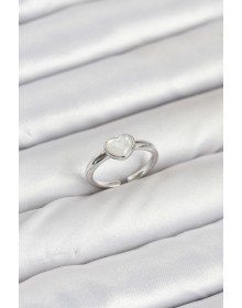 Pirinç Gümüş Renk Kalpli Kadın Yüzük