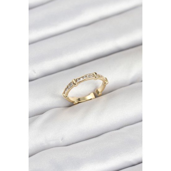 Pirinç Gold Renk Kemik Model Zirkon Taşlı Kadın Yüzük Pirinç Gold Renk Kemik Model Zirkon Taşlı Kadın Yüzük