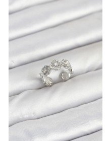 Pirinç Gümüş Renk Yonca Model Kadın Yüzük
