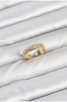 Pirinç Gold Renk Zirkon Taşlı Kutup Yıldızı Model Kadın Yüzük