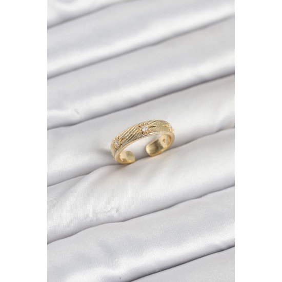 Pirinç Gold Renk Zirkon Taşlı Kutup Yıldızı Model Kadın Yüzük Pirinç Gold Renk Zirkon Taşlı Kutup Yıldızı Model Kadın Yüzük