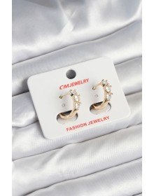 Pirinç Gold Renk Kalpli Zirkon Taşlı Kadın Küpe