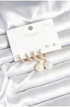 Pirinç Gold Renk İncili 925 Ayar Gümüş Çivi Kadın Küpe Seti