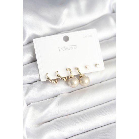 Pirinç Gold Renk İnci Detaylı 925 Gümüş Çivili Kadın Küpe Seti Pirinç Gold Renk İnci Detaylı 925 Gümüş Çivili Kadın Küpe Seti