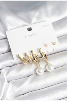 Pirinç Gold Renk İnci Detaylı 925 Ayar Gümüş Çivili Kadın Küpe Seti