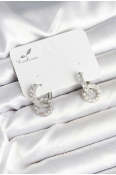 Gümüş Renk Pirinç Zirkon Taşlı Halka Model Kadın Küpe Gümüş Renk Pirinç Zirkon Taşlı Halka Model Kadın Küpe