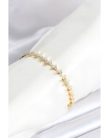 Pirinç Gold Renk Balık Sırtı Model Zirkon Taşlı Kadın Bileklik