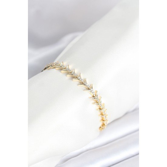 Pirinç Gold Renk Balık Sırtı Model Zirkon Taşlı Kadın Bileklik Pirinç Gold Renk Balık Sırtı Model Zirkon Taşlı Kadın Bileklik