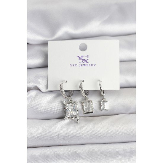 Gümüş Renk Zirkon Taşlı Kadın Küpe Gümüş Renk Zirkon Taşlı Kadın Küpe