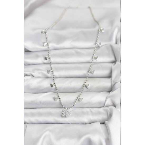 Pirinç Gümüş Renk Zirkon Taşlı Çiçek Model Kadın Kolye