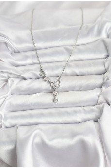 316L Çelik Zincir Gümüş Renk Kelebek Model Kadın Kolye