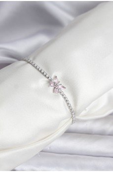 Kelebek Model Zirkon Taşlı Gümüş Renk Pirinç Su Yolu Kadın Bileklik