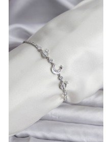 Charmlı Model Zirkon Taşlı Gümüş Renk Su Yolu Kadın Bileklik
