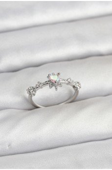 Gümüş Renk Pirinç Yıldız Model Kadın Yüzük