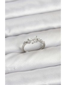 Kelebek Model Gümüş Renk Pirinç Kadın Yüzük