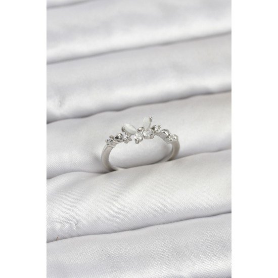 Kelebek Model Gümüş Renk Pirinç Kadın Yüzük