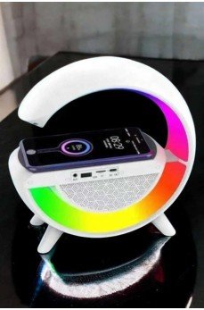 Bluetooth Hoparlör Dijital Göstergeli Wireless Şarj RGB Işıklı Bluetooth Hoparlör Dijital Göstergeli Wireless Şarj RGB Işıklı