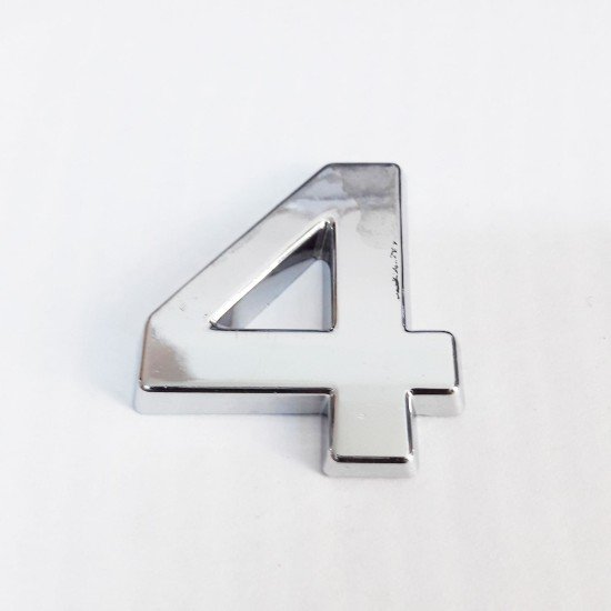 Cemax 4 Rakamı 3,75 cm Krom Yapışkanlı Cemax 4 Rakamı 3,75 cm Krom Yapışkanlı